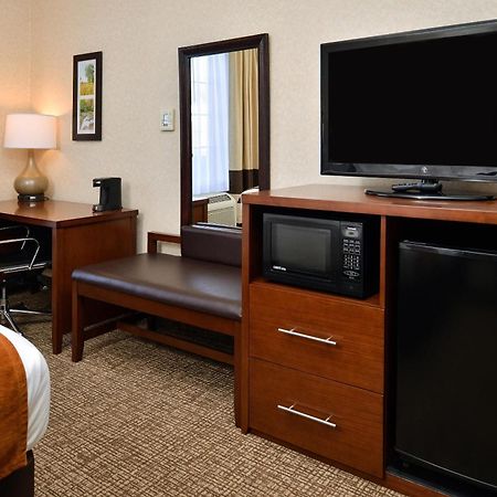 Comfort Inn & Suites Madison North Deforest Eksteriør billede
