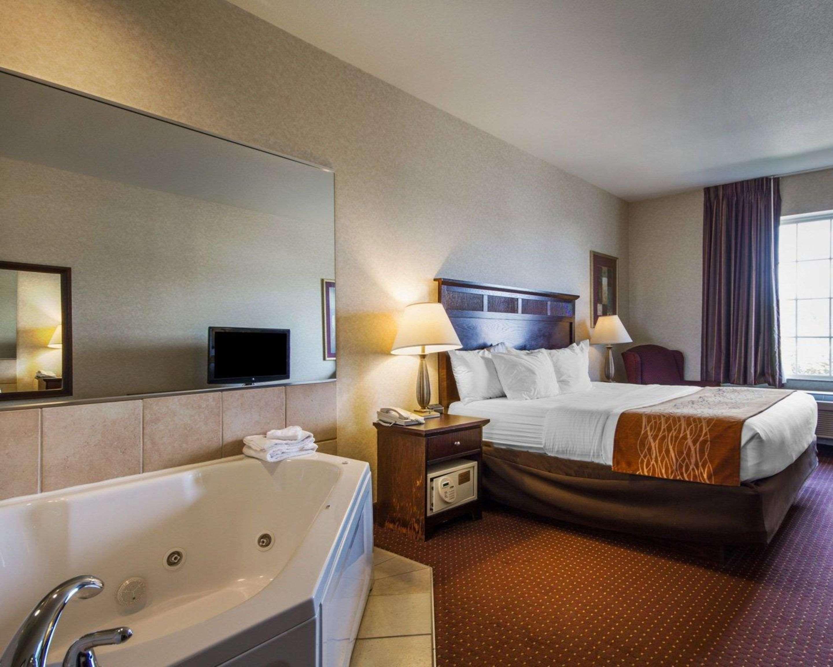 Comfort Inn & Suites Madison North Deforest Eksteriør billede