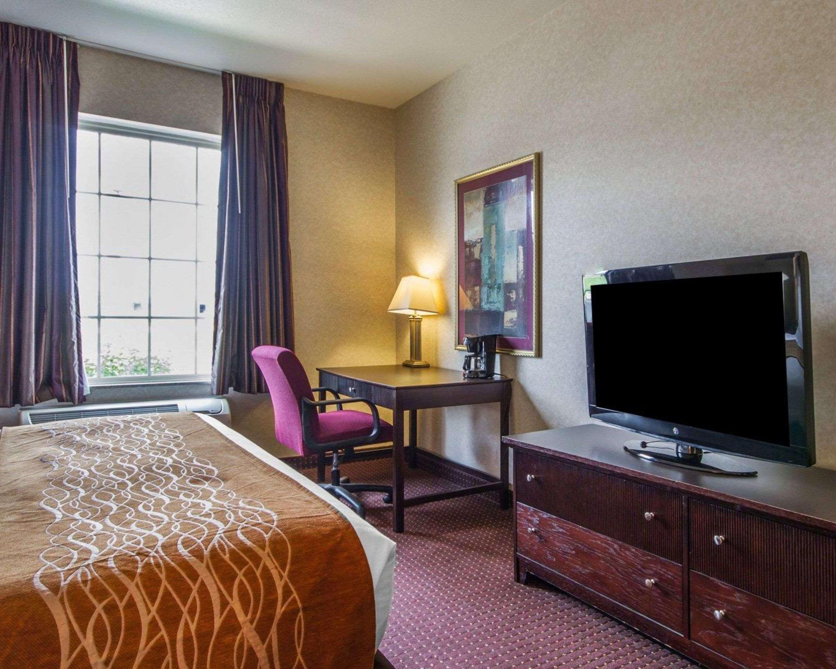 Comfort Inn & Suites Madison North Deforest Eksteriør billede
