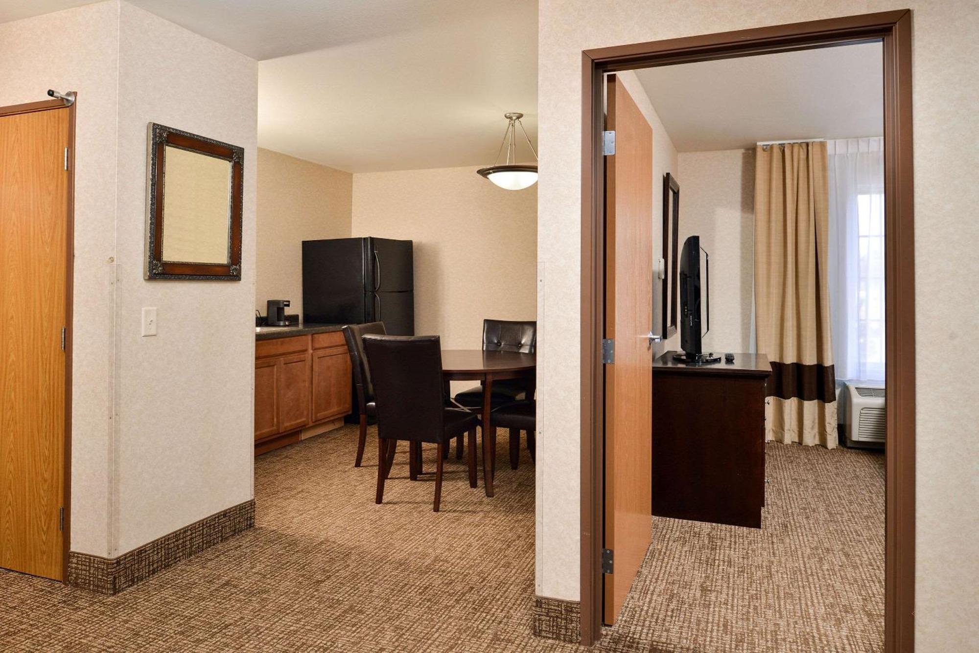 Comfort Inn & Suites Madison North Deforest Eksteriør billede