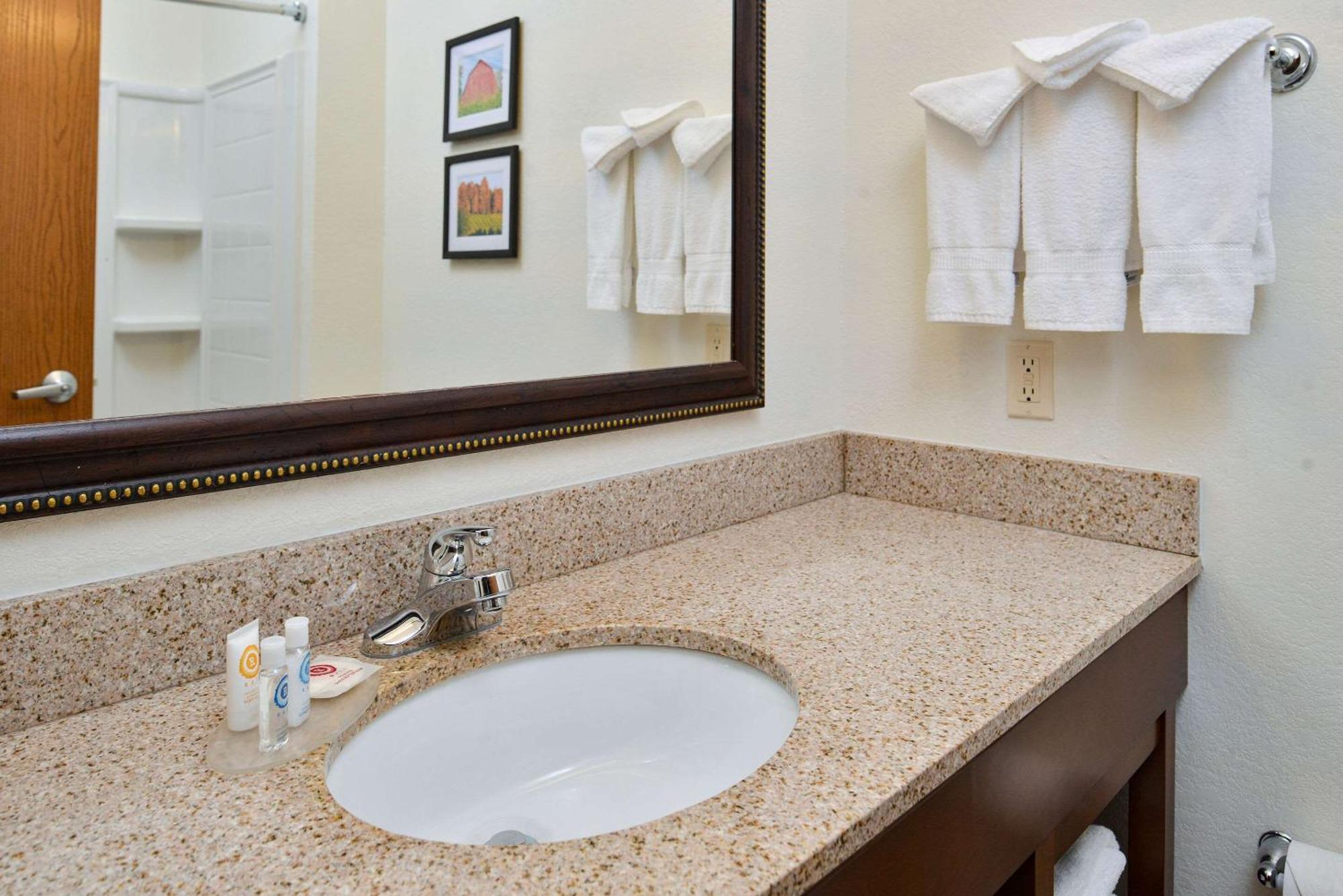 Comfort Inn & Suites Madison North Deforest Eksteriør billede