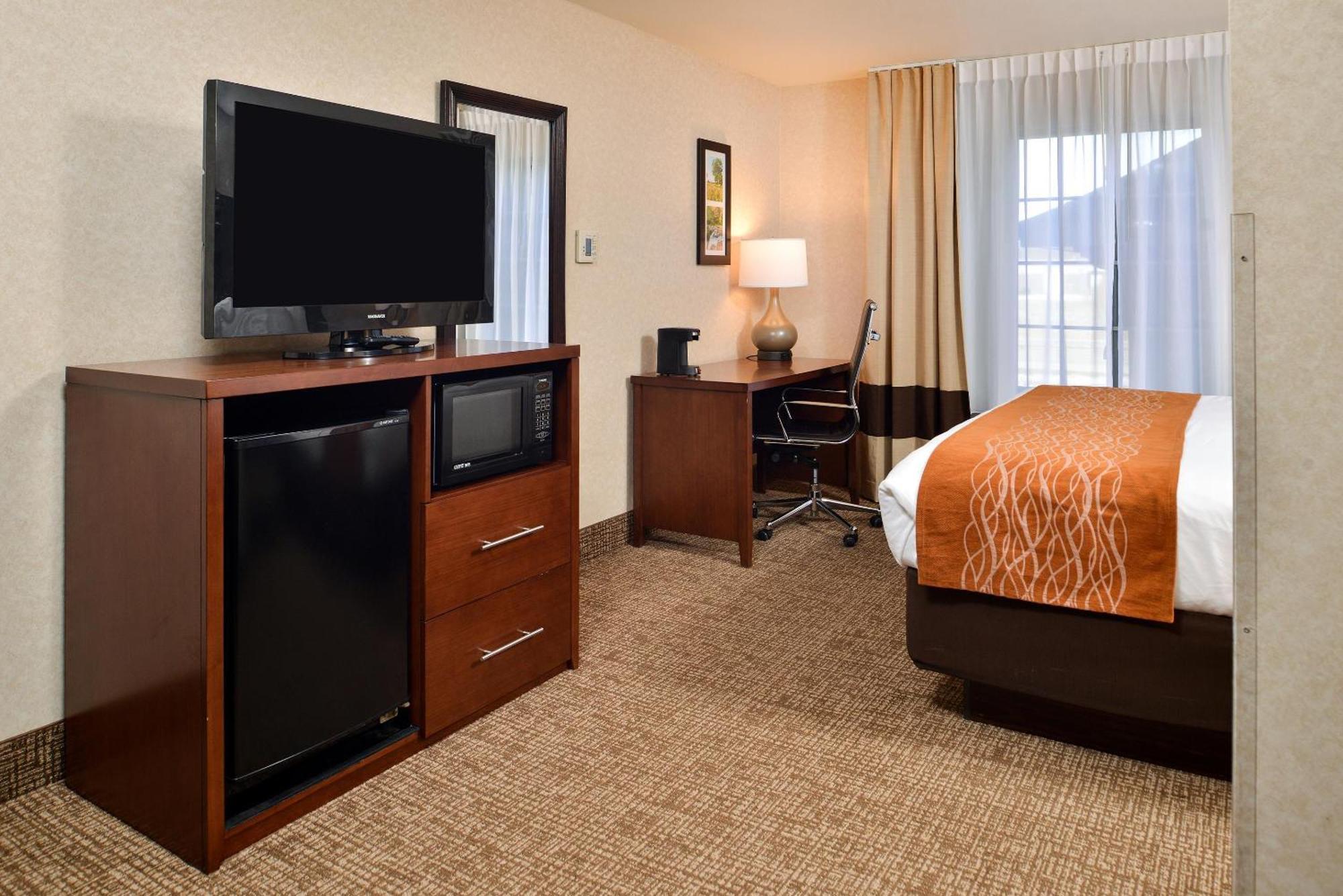 Comfort Inn & Suites Madison North Deforest Eksteriør billede