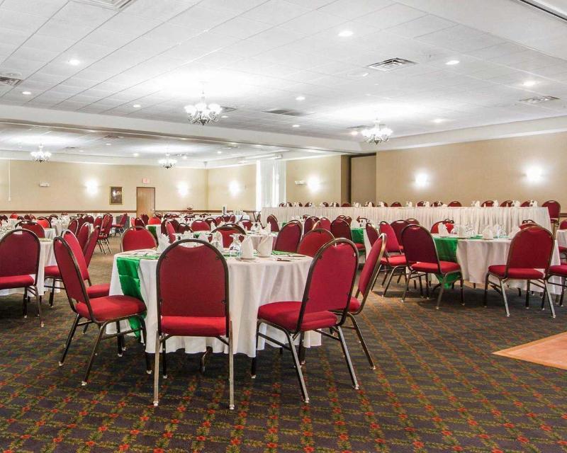 Comfort Inn & Suites Madison North Deforest Eksteriør billede