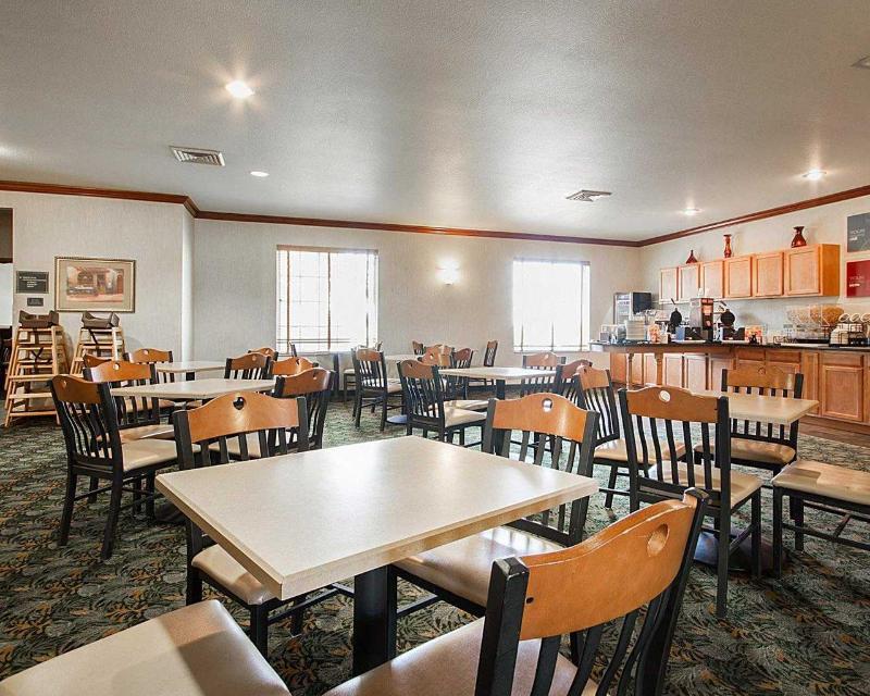 Comfort Inn & Suites Madison North Deforest Eksteriør billede